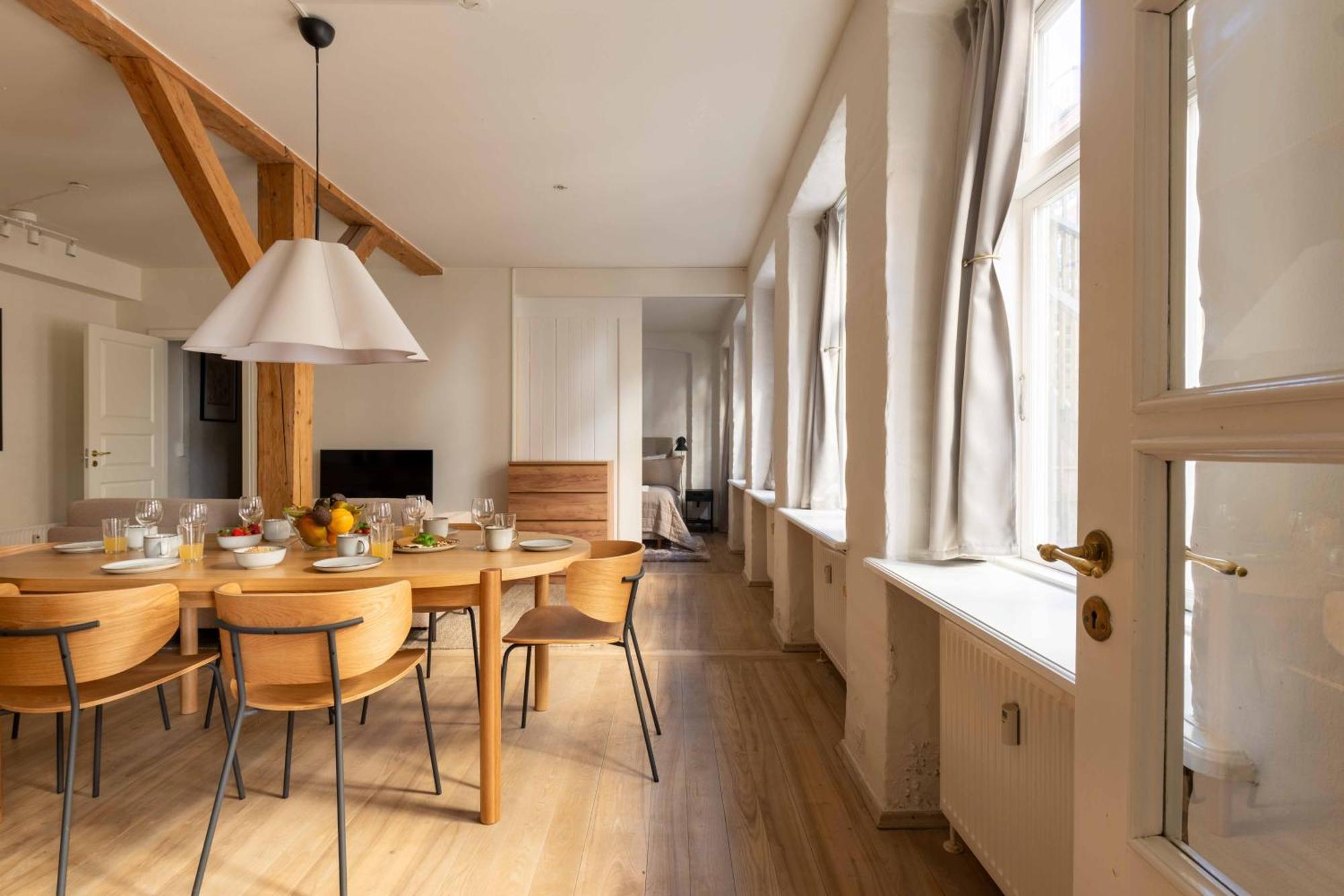 Cozy And Contemporary Ground Floor Retreat Apartment